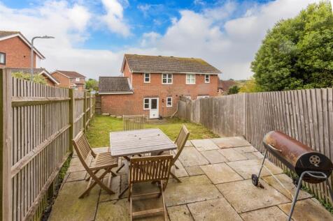 11 Blackthorne Close-21.jpg