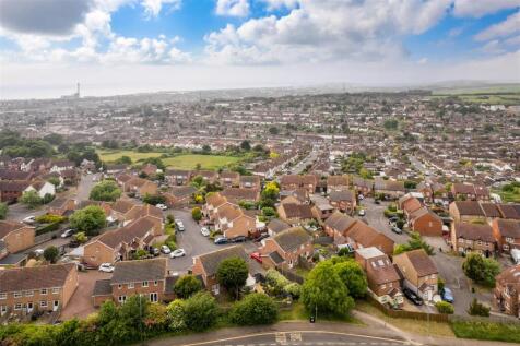 11 Blackthorne Close-26.jpg