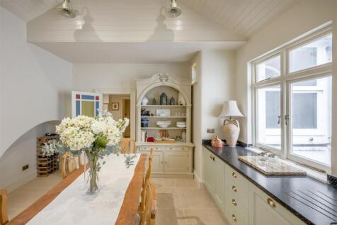 GFF 22 Brunswick Terrace -6.jpg