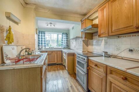 126a Warren Road-7.jpg