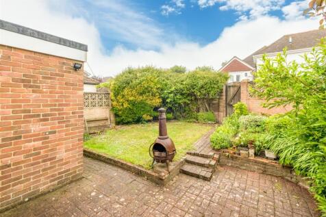 126a Warren Road-17.jpg