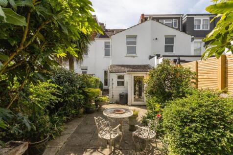 26 Brooker Street-23.jpg