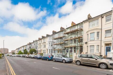 Flat 1, 73 Queens Park Road_15.jpg