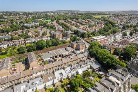 5a Cambridge Grove-28.jpg