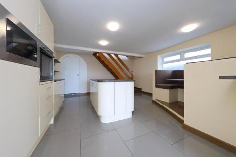 nicholas james slinfold kitchen_.jpg