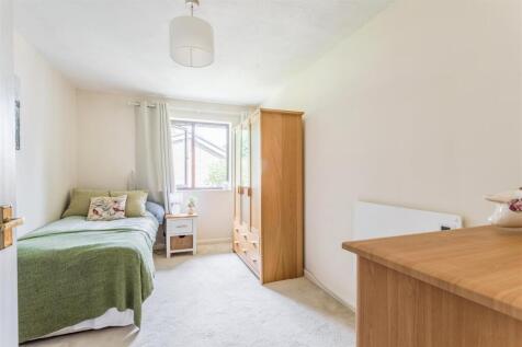100 Windsor Court-17.jpg