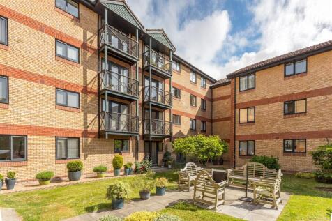 100 Windsor Court-22.jpg