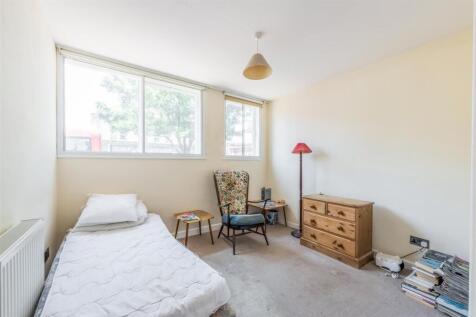 4 Cliftonville Court-8.jpg
