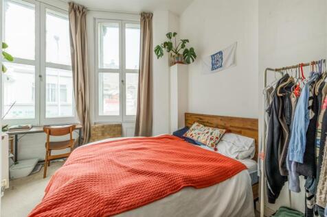 Flat 1, 3 Silwood Terrace5.jpg