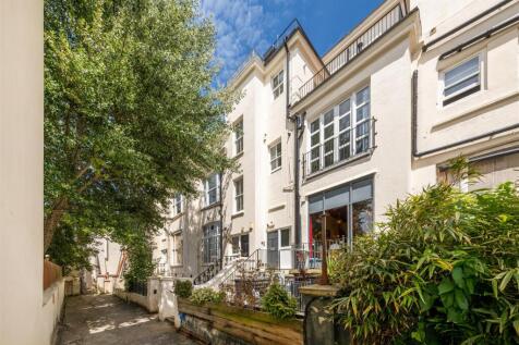 Flat 1, 3 Silwood Terrace24.jpg