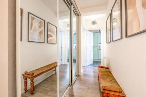 Flat 1, Palmeira House -12.jpg