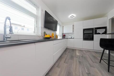 nicholas james tavistock kitchen 4.jpg