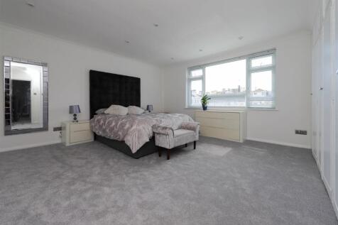 nicholas james tavistock bed1_.jpg