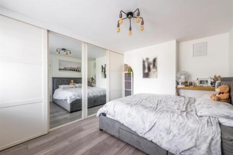 14 Upper Kingston Lane-13.jpg