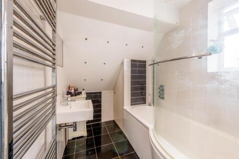 14 Upper Kingston Lane-21.jpg