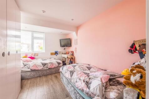 14 Upper Kingston Lane-17.jpg