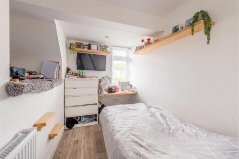 14 Upper Kingston Lane-16.jpg