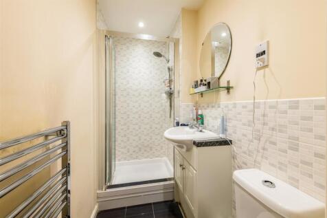 Flat 11 Penzance House-18.jpg
