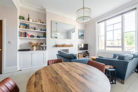 Flat 10, Grand Avenue Mansions-17.jpg