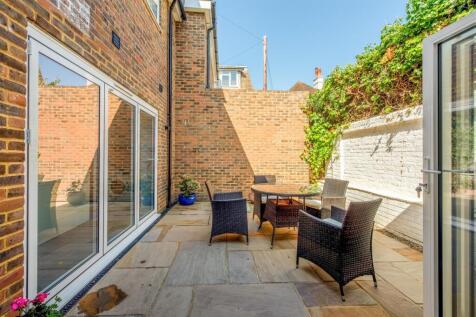 23 Lansdowne Road-27.jpg