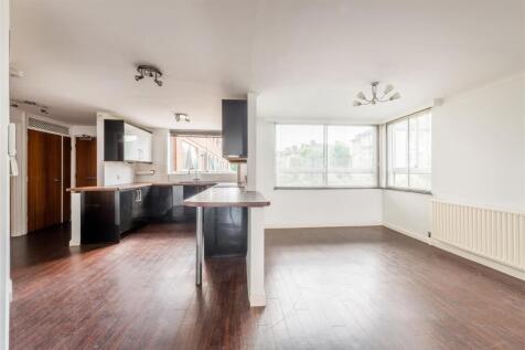 Flat 11 Sussex Court-6.jpg
