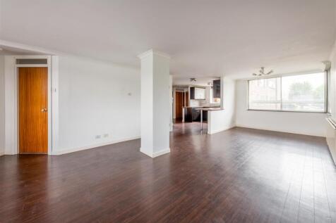 Flat 11 Sussex Court-9.jpg