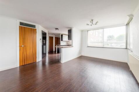 Flat 11 Sussex Court-7.jpg