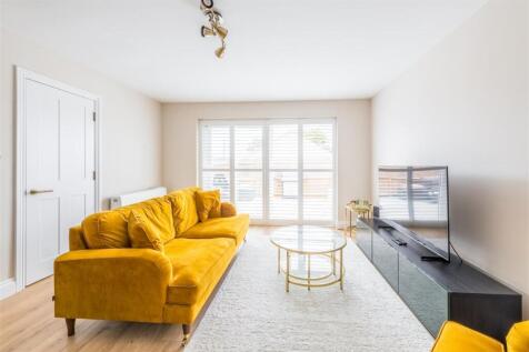 Bungalow 6, 134 Crescent Drive-9.jpg