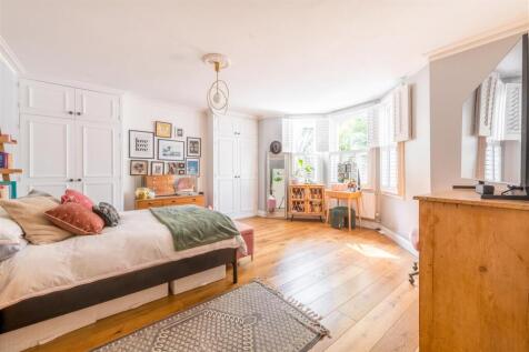 13a Clarendon Villas-16.jpg