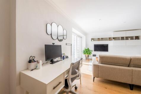 Flat 1, 37 Montpelier Crescent-7.jpg
