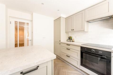 Flat 15, West View-4.jpg