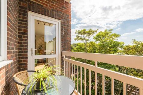 Flat 15, West View-24.jpg