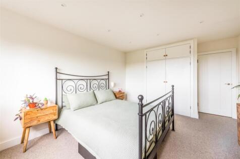 Flat 15, West View-13.jpg