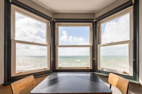 Flat 10, 41 Kings Road-12.jpg