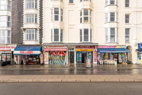 Flat 10, 41 Kings Road-21.jpg