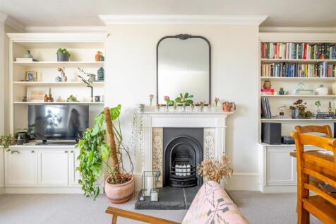 Flat 5, 22 Denmark Terrace_7.jpg