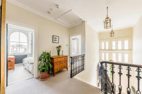 Flat 5, 22 Denmark Terrace_16.jpg