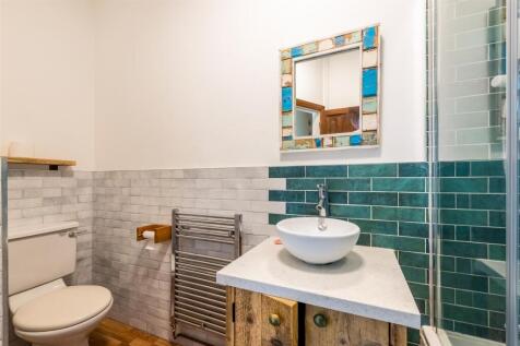 Flat 5, 24-25 Broad Street-12.jpg