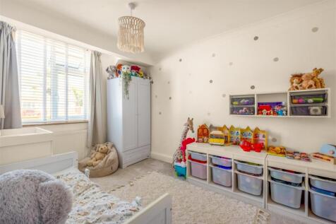 40 Broomfield Drive-16.jpg