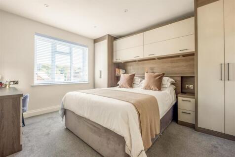 1 windlesham Close-17.jpg