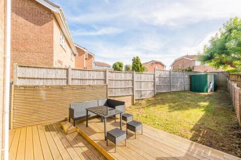 8 Blackthorne Close-20.jpg