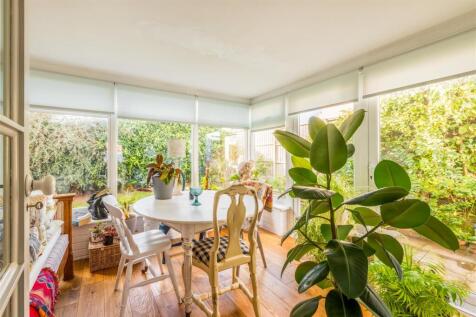 1 Vernon Avenue-10.jpg