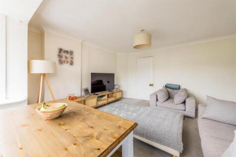 Flat 5, 36 Wilbury Road-11.jpg