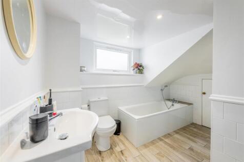 Flat 5, 36 Wilbury Road-18.jpg