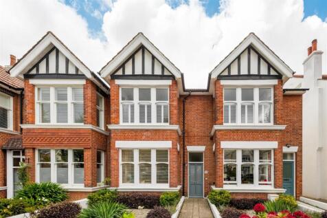 Flat 1, 76 Walsingham Road-16.jpg