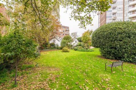 Flat 18 Furze Hill Court-23.jpg