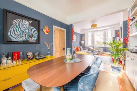 18 Newtown Road-12.jpg