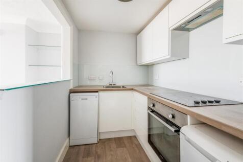 Flat 16, 5-6 Sussex Square-4.jpg