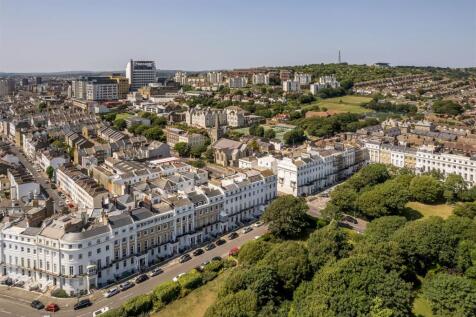 Flat 16, 5-6 Sussex Square-17.jpg