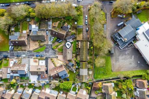 9 Foredown Cl-17.jpg